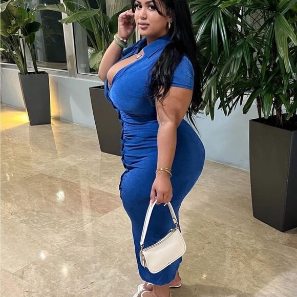 Elegant Blue Maxi Dress - Picture 2 of 2